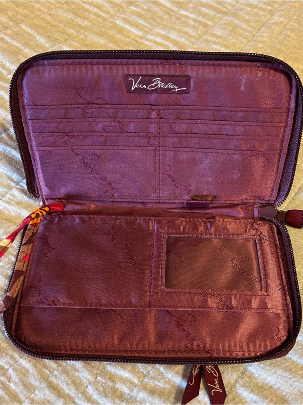 Vera Bradley Magenta Floral Quilted Zip Wallet with Wristlet - Picture 4 of 5